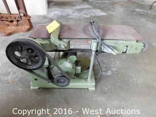 Central Machinery 6" Belt and 9" Disc Sander