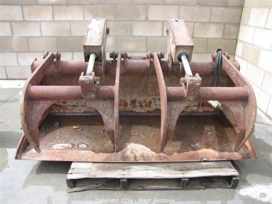 West Auctions Auction Trucks, Trailers and Heavy Construction