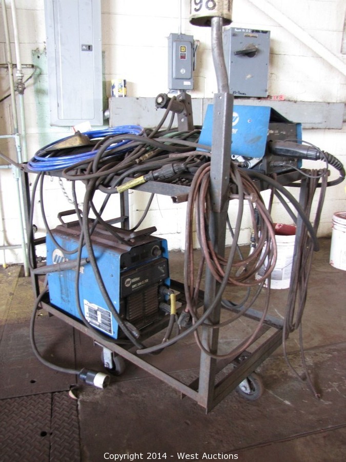 West Auctions Auction Heavy Equipment And Machinery From
