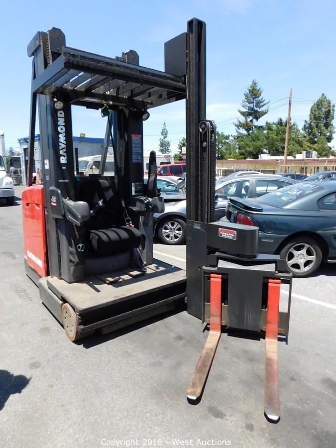 West Auctions Auction Court Ordered Auction Of Green Earth Greens Item Raymond 960 Swing Reach Forklift