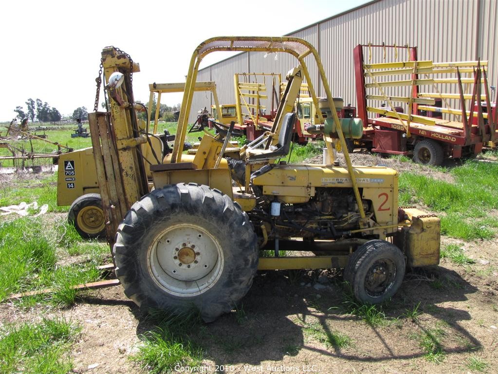 West Auctions Auction Dave's Hay Barn Inc. in Esparto, California