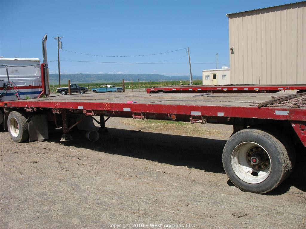 West Auctions Auction Dave's Hay Barn Inc. in Esparto, California