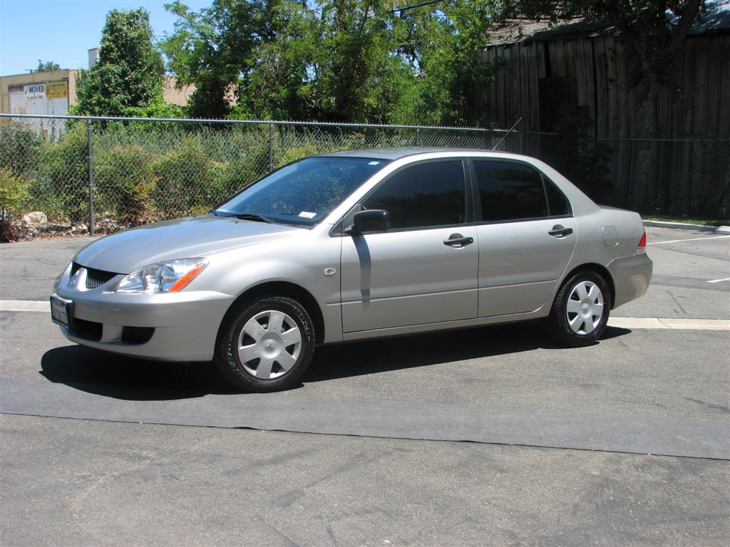 West Auctions - Auction: 2005 Mitsubishi Lancer ES 4-Door Sedan ITEM ...