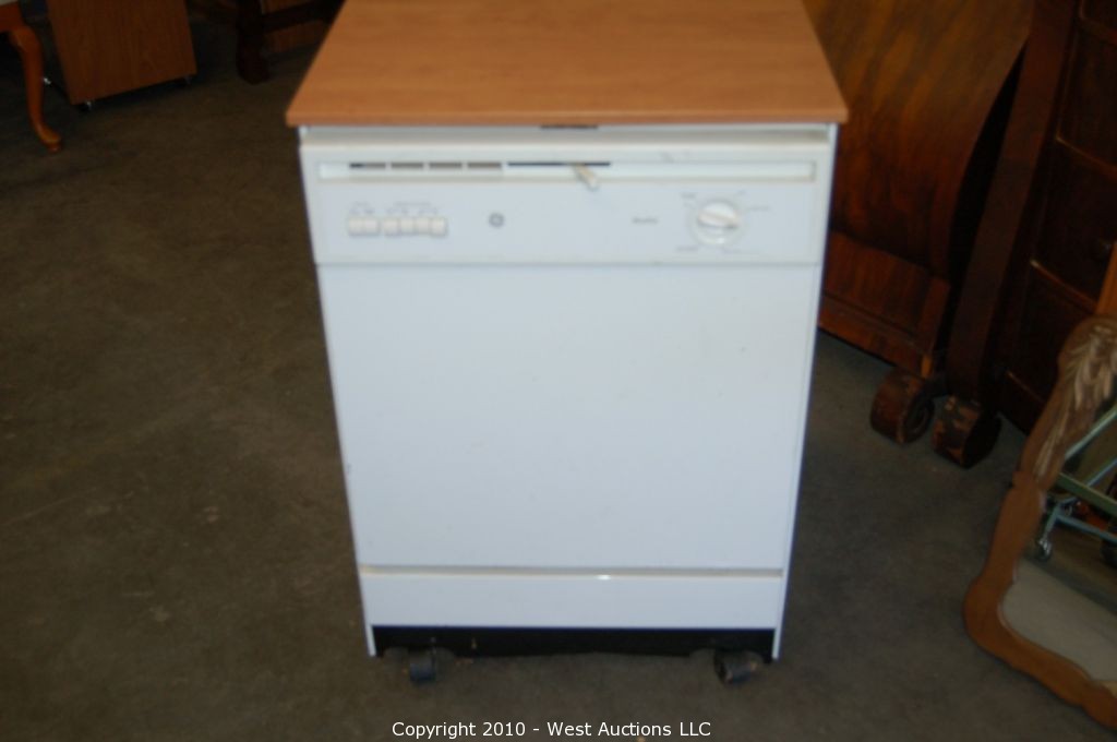 West Auctions Auction Variety Auction from The Difference in Chico