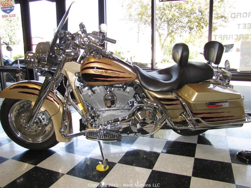 West Auctions Auction 2 Harley Davidson Motorcycles Item 03 Harley Davidson Screamin Eagle Road King 100th Anniversary Edition