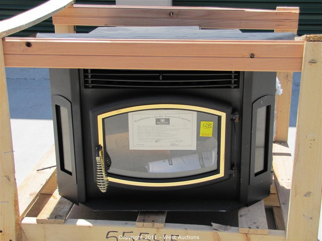 West Auctions Auction Stove and Backyard Store in Brentwood, CA ITEM