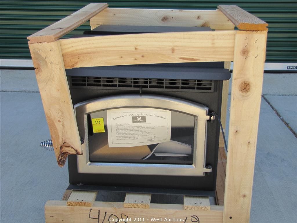 West Auctions Auction Stove and Backyard Store in Brentwood, CA ITEM
