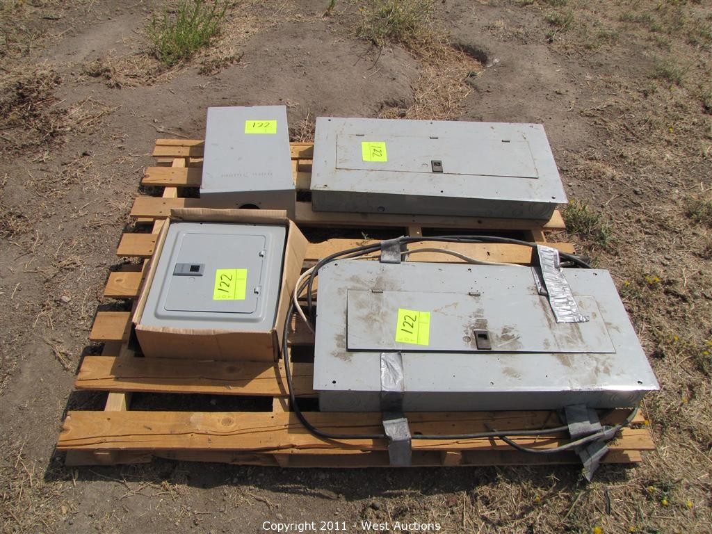 West Auctions Auction Liquidation of Surplus Items in Live Oak, CA