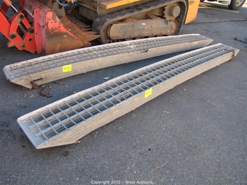 West Auctions Auction Construction and Agricultural Equipment in