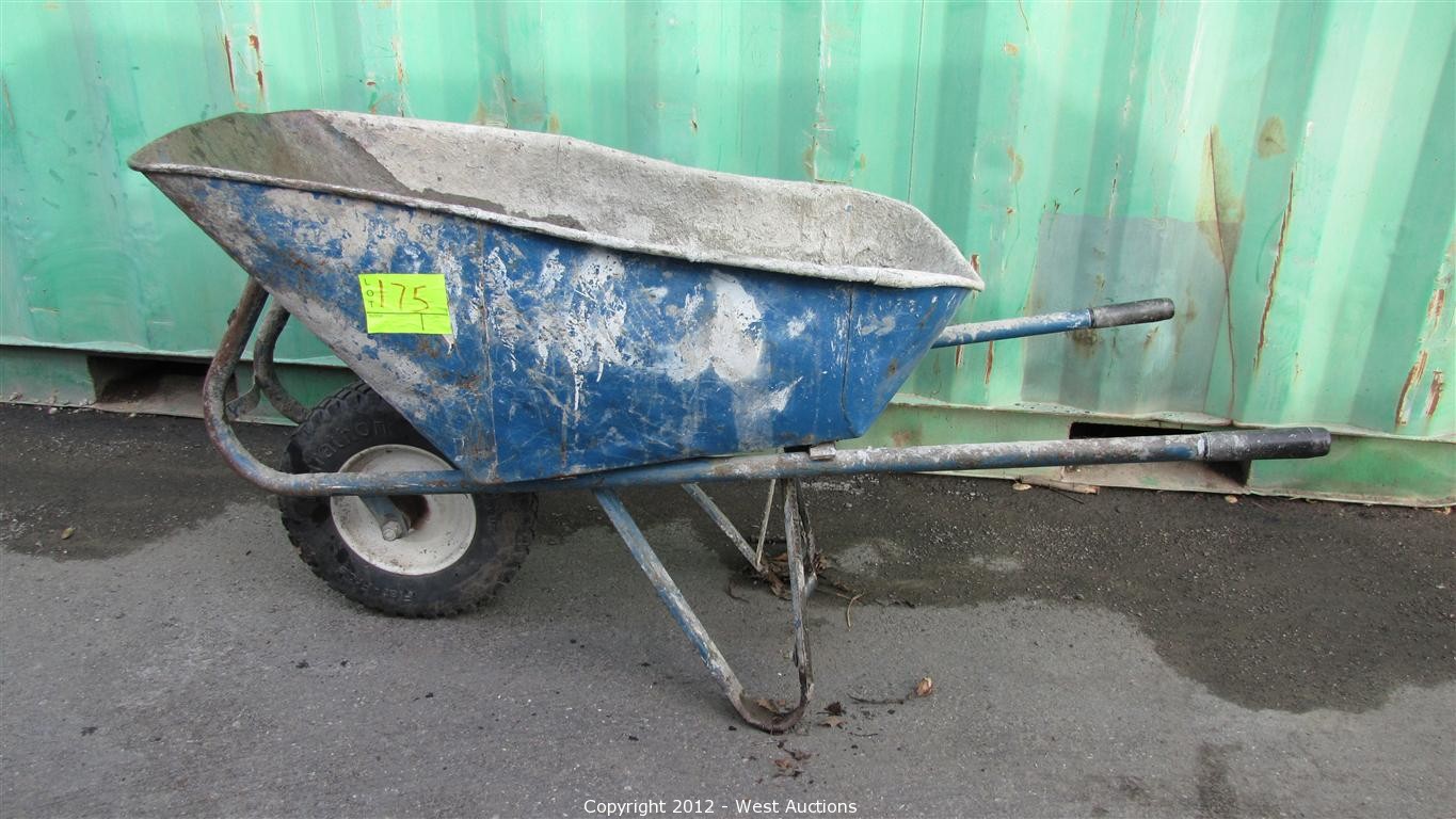 West Auctions Auction Construction and Agricultural Equipment in