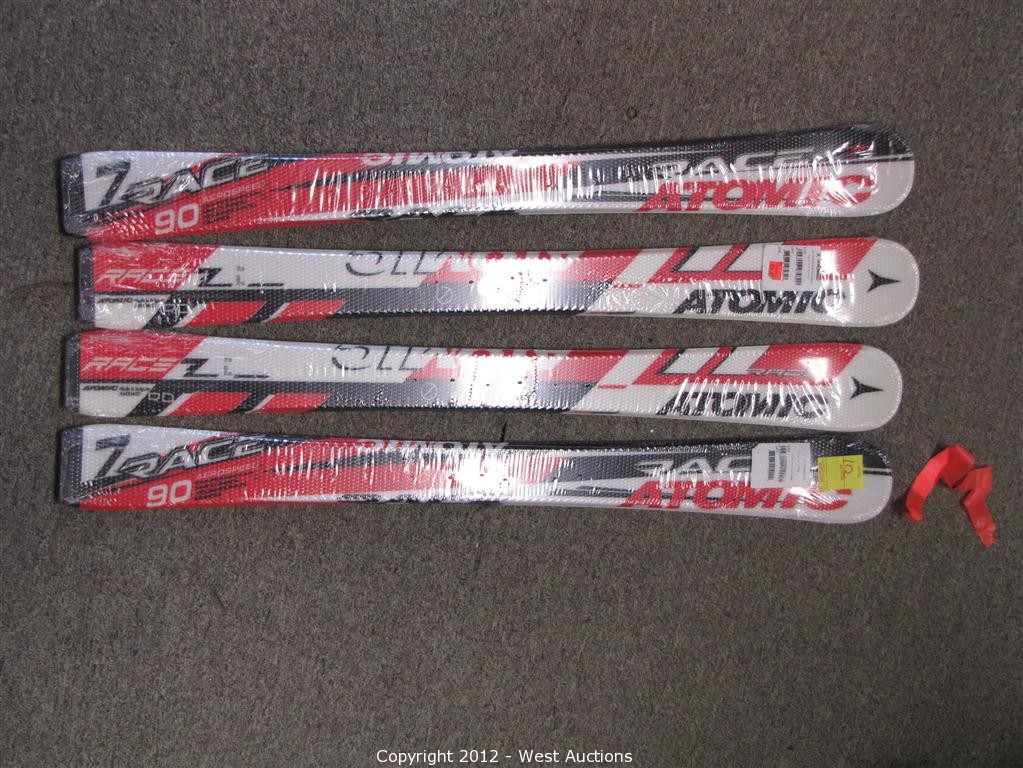 West Auctions Auction Bay Area Ski & Board Shop ITEM (2) Sets
