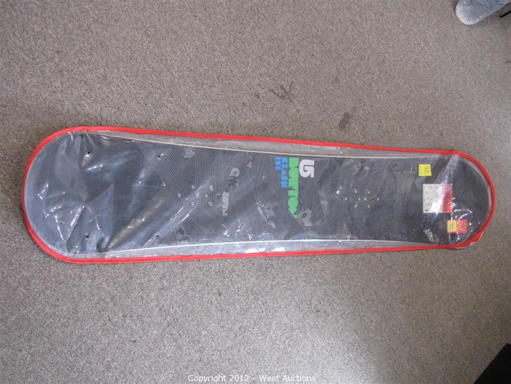 burton clash snowboard 151