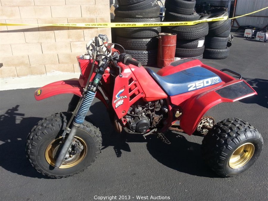 atc 250r honda 3 wheeler