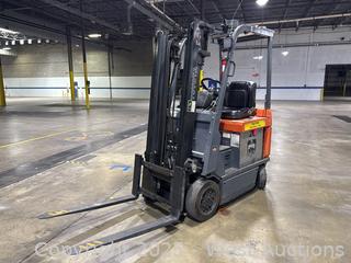 Toyota 2,750 lb Capacity Electric Forklift 