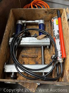 (1) 2"-6" Footage Brand Squeezers for Plastic Pipes (Located in Stockton, CA)