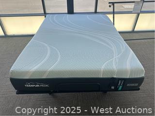 Tempur-Pedic ProAdapt Hybrid Support Level 2.0 Medium - Queen - $3,399 Retail