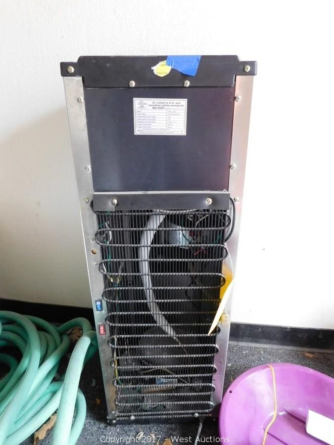 West Auctions Auction Granite, Marble Slabs and Tile ITEM Water