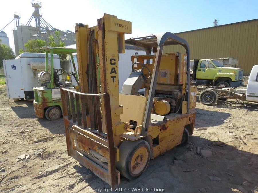 West Auctions Auction Trucks Trailers Telehandler And Surplus Equipment Item Caterpillar 1180