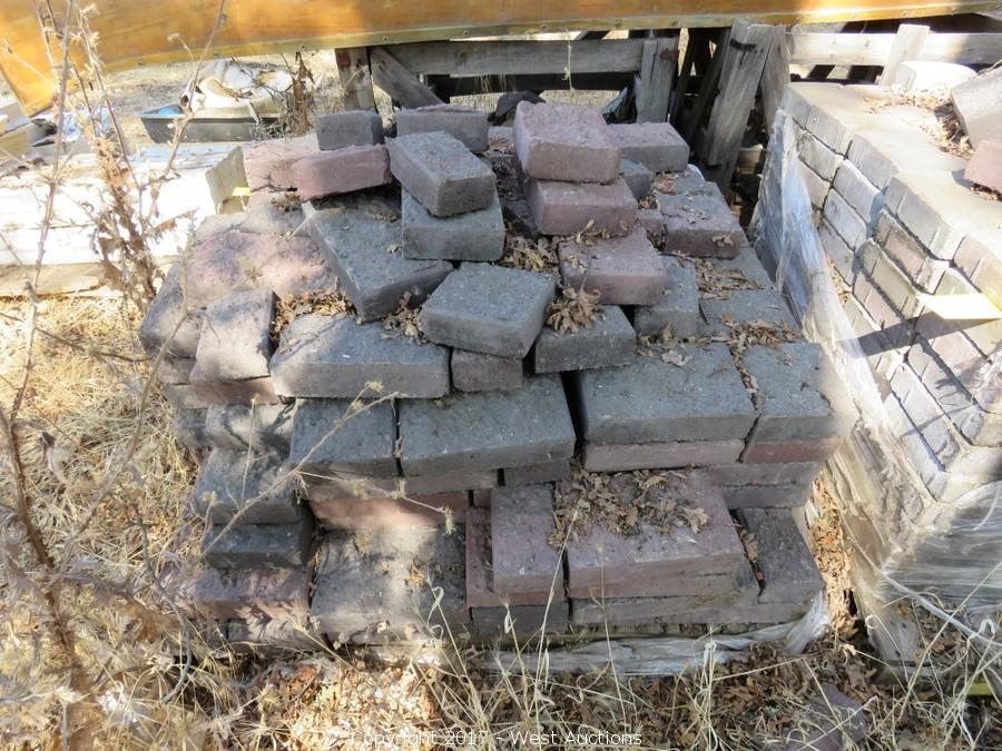 West Auctions Auction Complete Farm Liquidation ITEM Pallet of