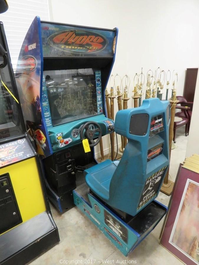 Hydro thunder arcade machine for sale