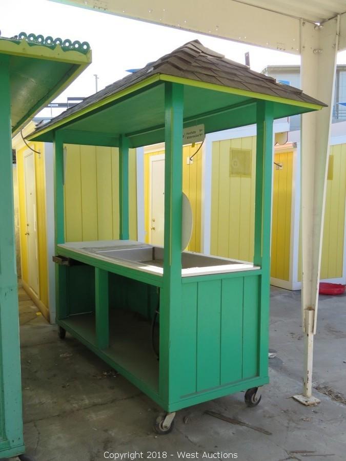 West Auctions Auction Industrial Machinery, Concession Stands