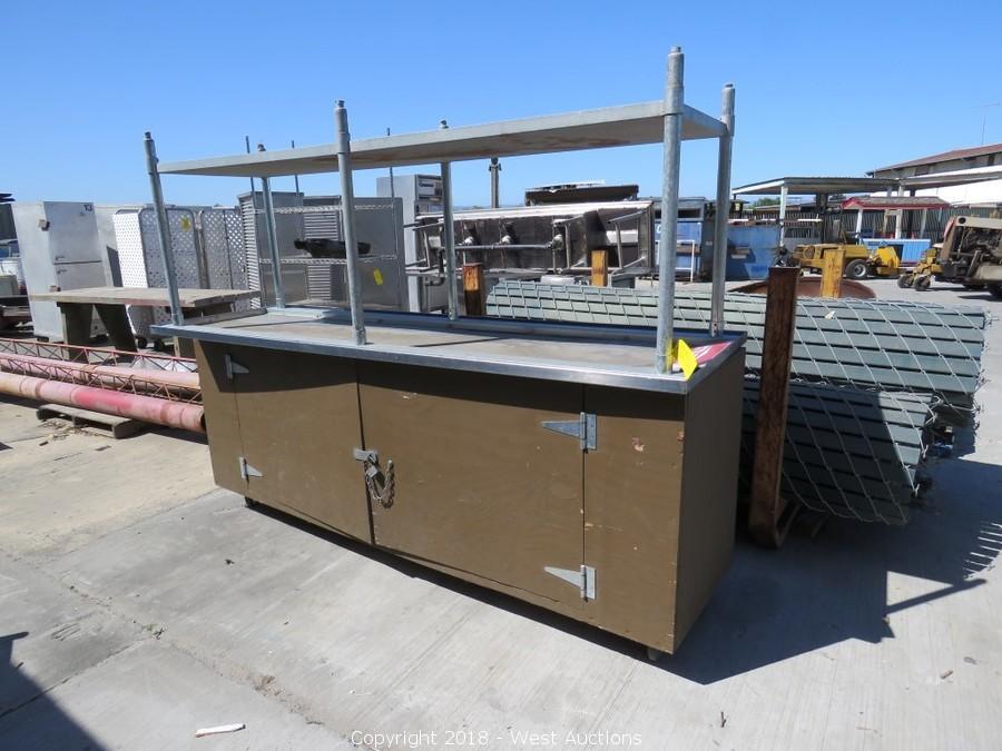 West Auctions Auction Industrial Machinery, Concession Stands