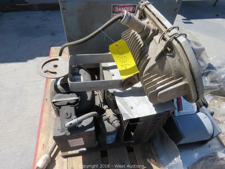 West Auctions Auction Industrial Machinery, Concession Stands