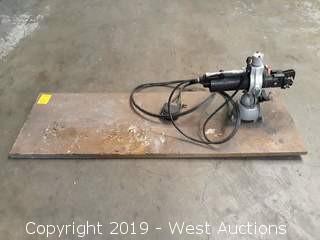 Molex AT-200 Pneumatic Crimper