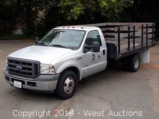 2005 Ford F-350 XL Super Duty 12' Stakeside Diesel Flatbed Truck