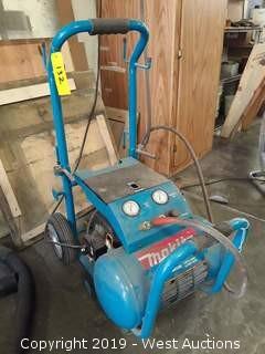 Makita MAC5200 5.2 Gallon Portable Electric Air Compressor