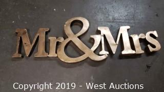 Metal Mr & Mrs Sign 