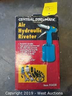 Central Pneumatic 93458 Air Hydraulic Riveter