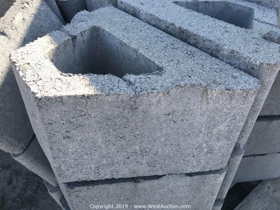 Online Auction of Patio Pavers and Concrete Retaining Wall Blocks for Sale in Dixon, CA