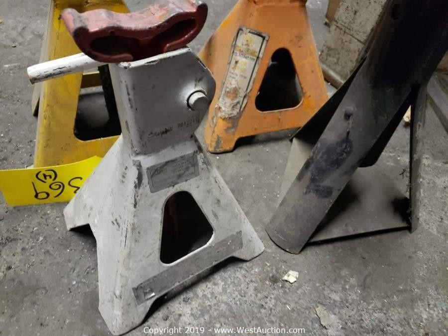 racr car jacks