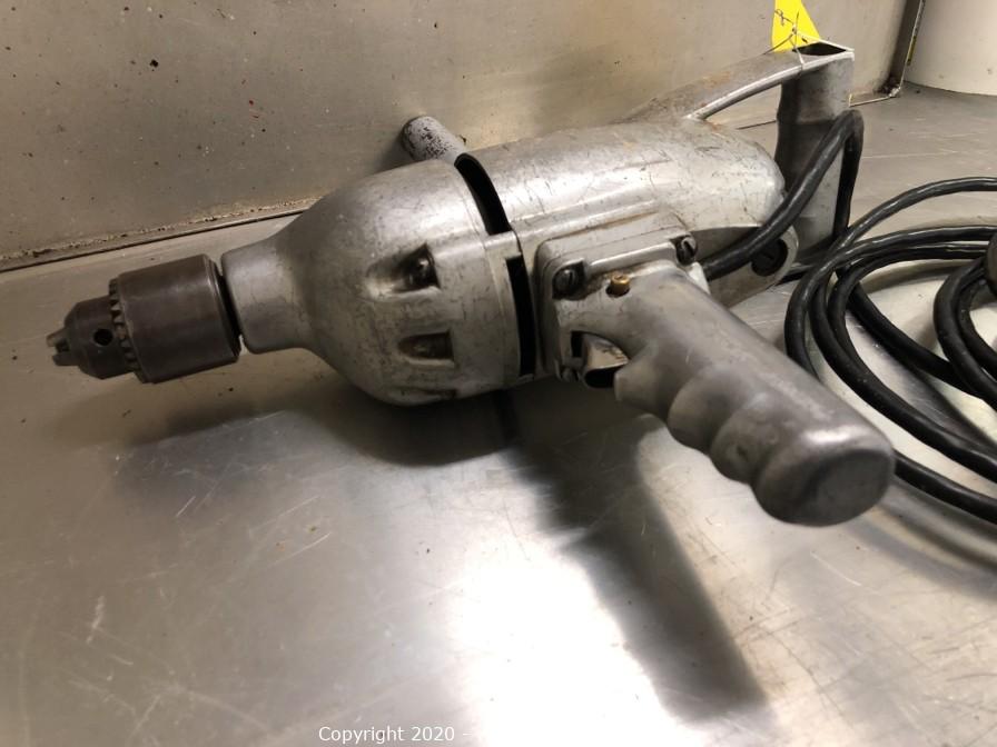 West Auctions Auction Cub's Garage Auction ITEM Craftsman 1/2