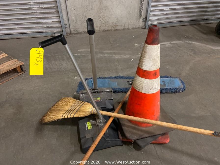 Bankruptcy Auction of Z-Line Designs: Assembled Office Furniture and Material Handling (Part 1)