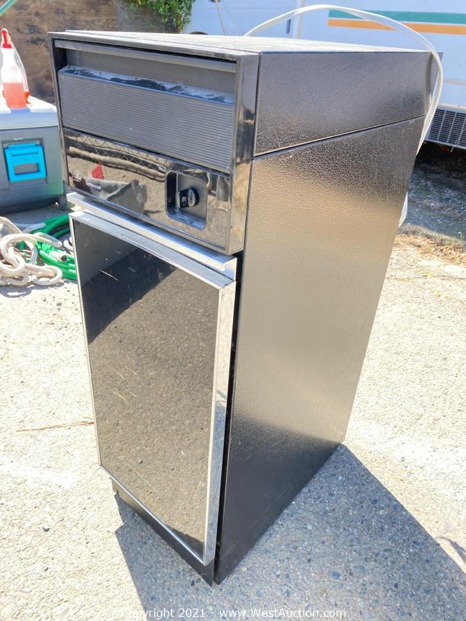 West Auctions Auction Online Auction of Step Vans, Buses, Trailers