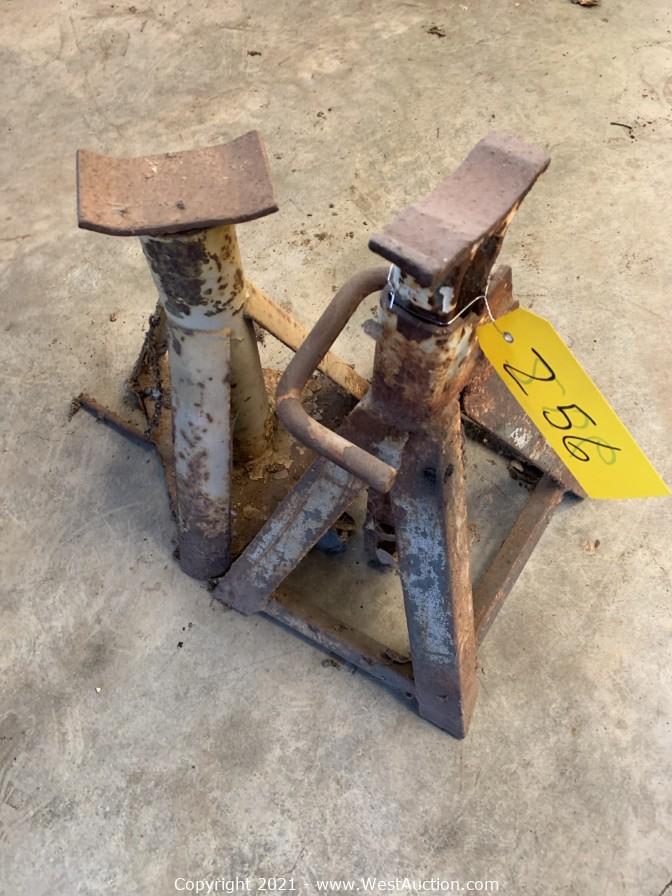 West Auctions Auction Heavy Equipment, Farm Implements, Trailers and