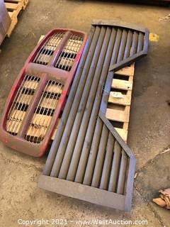 2004 Dodge Ram Front Grille And Tailgate