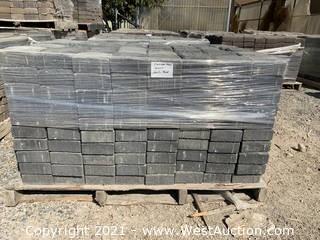(2) Pallets of Carriage Stone Shasta Blend Square Pavers