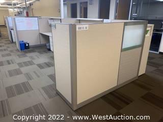 Cubicle Assembly With (2.5) Cubicle Offices