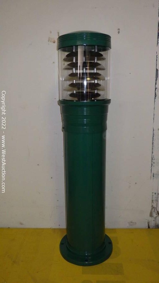 West Auctions Auction Surplus Online Auction of Toilets, Street