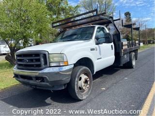 2002 Ford F-550 Flatbed Truck