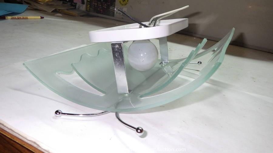 West Auctions Auction Surplus Online Auction of Toilets, Street