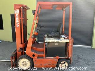 Nissan 3700lb Capacity Electric Forklift