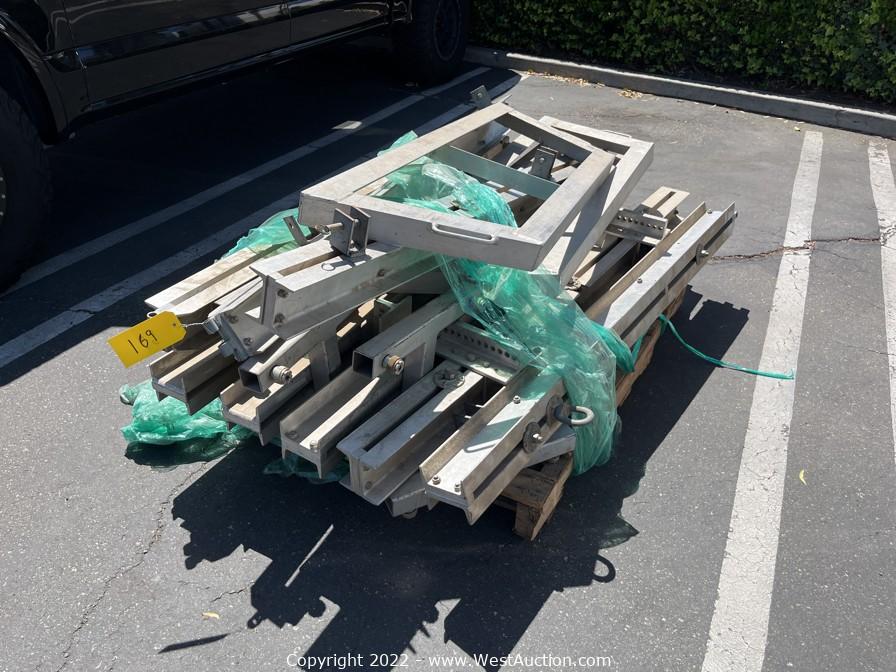 West Auctions Auction Removed from PCE ITEM Speaker Flying Hardware