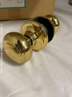 (24) Copper Creek CK2020PB Colonial Style Passage Door Knob in Polished Brass Finish