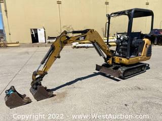 Caterpillar 301.5 Excavator With Extra Bucket, Thumb, And New Pin