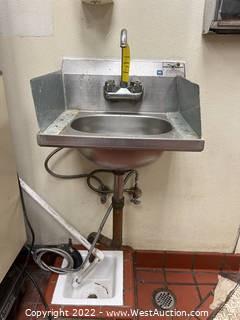 Eagle Sinks Hand Washing Station 