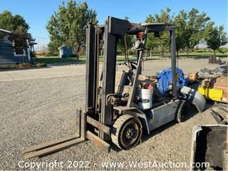 Komatsu 4,000lb Forklift Project With Parts